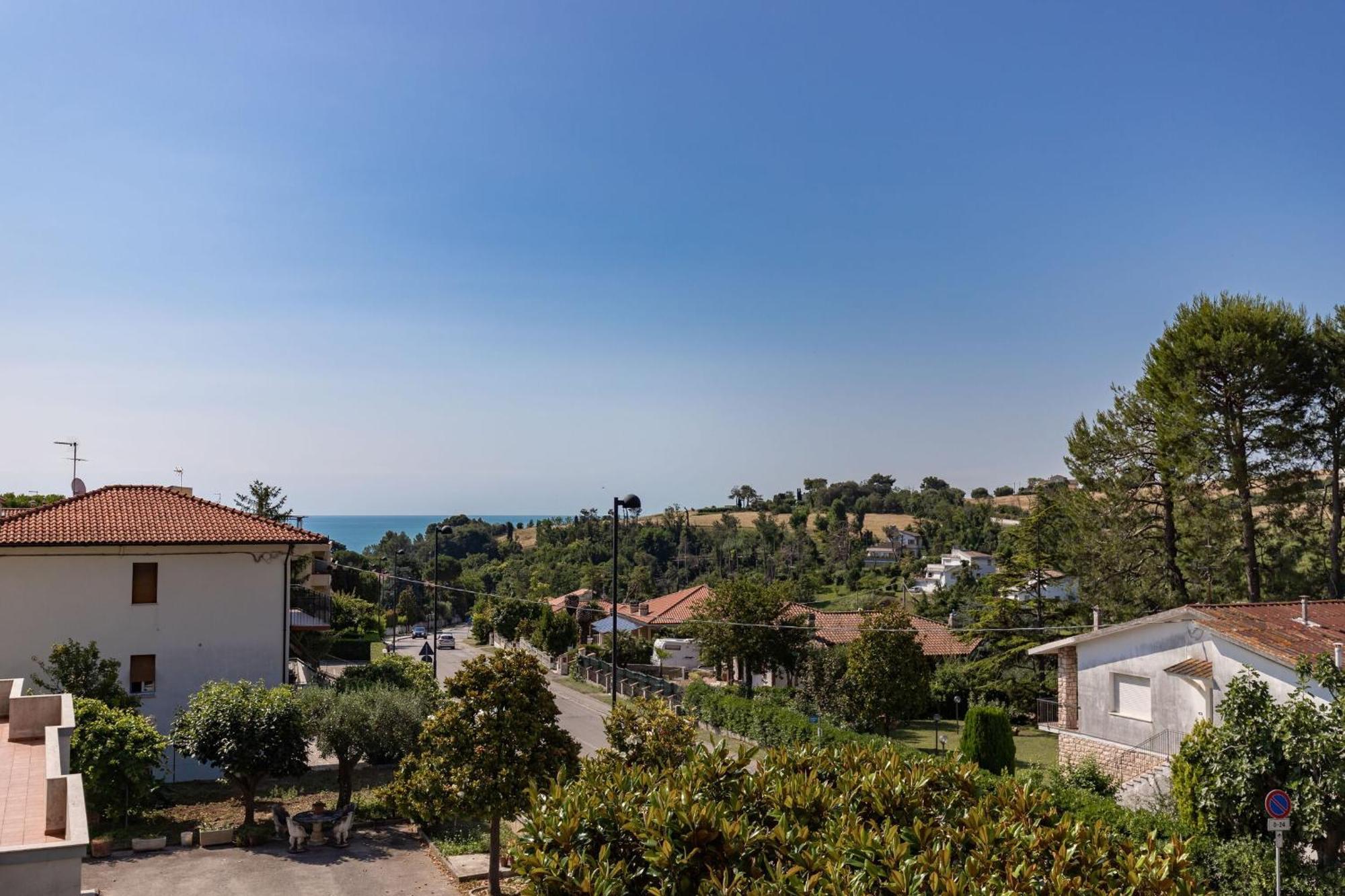 Italian Experience-Numana Suite Parking & Beach 외부 사진