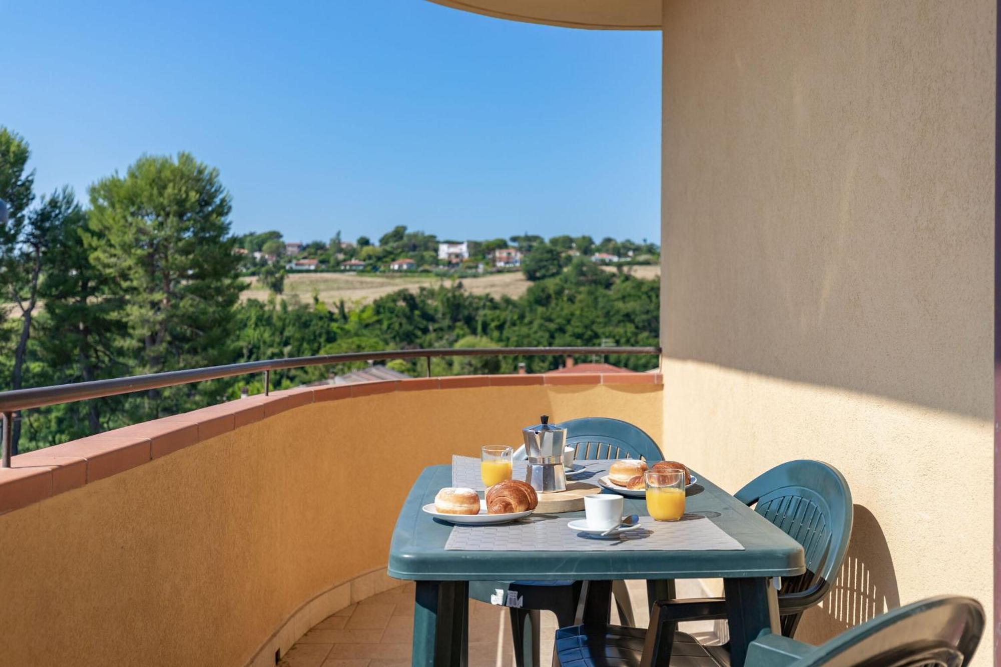 Italian Experience-Numana Suite Parking & Beach 외부 사진